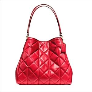 CLEARANCE🌸🌸🌸 Coach Phoebe Large Quilted Red Shoulder Bag